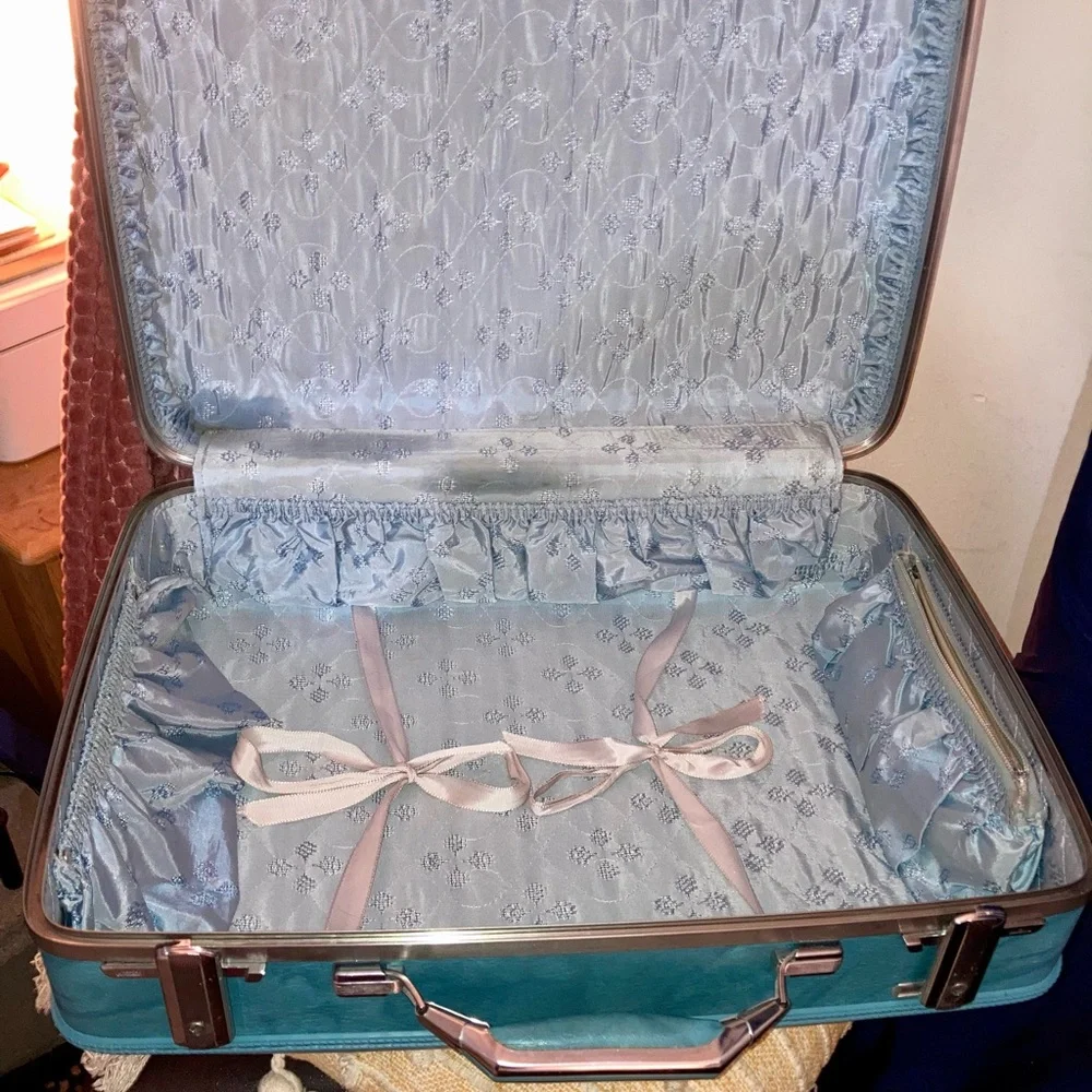 Vintage American Tourister Hard Shell Luggage Suitcase Marbled Turquoise